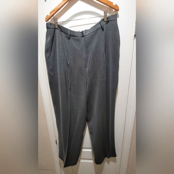 Valerie Seperates Plus Size 2 Piece Suit - Blazer (Size 20) Pants (Size 18) EUC - Picture 4 of 8